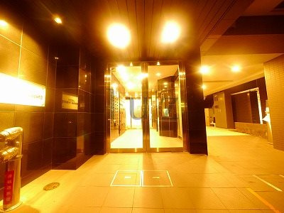 リヴシティ横濱インサイトⅡのエントランス