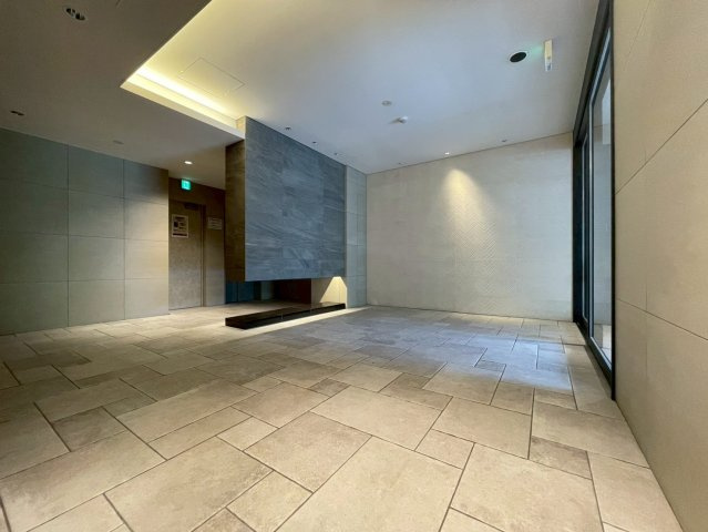SPコート大阪城東のロビー