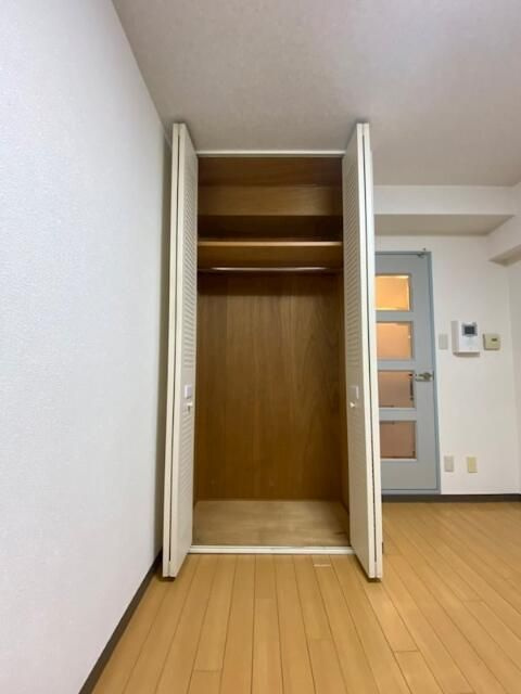 厚木市旭町５丁目の賃貸マンションの収納