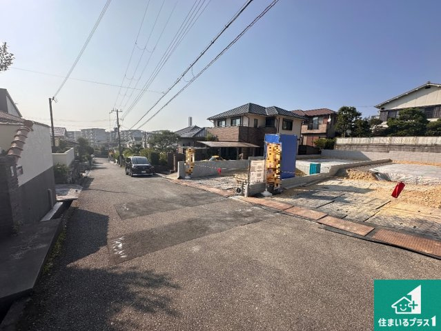 神戸市垂水区学が丘　第2期　新築一戸建ての前面道路含む現地写真|周辺は落ち着いた街並みの住宅地！子育てがしやすい住環境です！まだ未完成ですが、現地でしかわからない事もございます。是非一度ご覧ください。