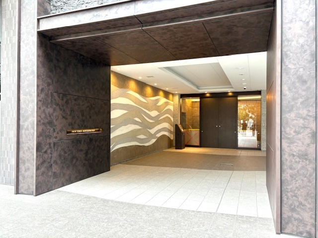 川崎市多摩区登戸の賃貸マンションのエントランス