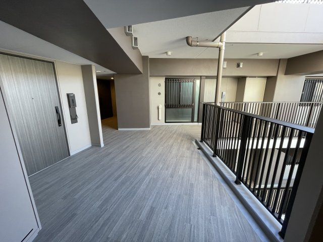 川崎市多摩区登戸の賃貸マンションのロビー