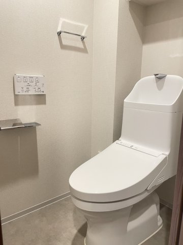 川崎市多摩区登戸の賃貸マンションのトイレ