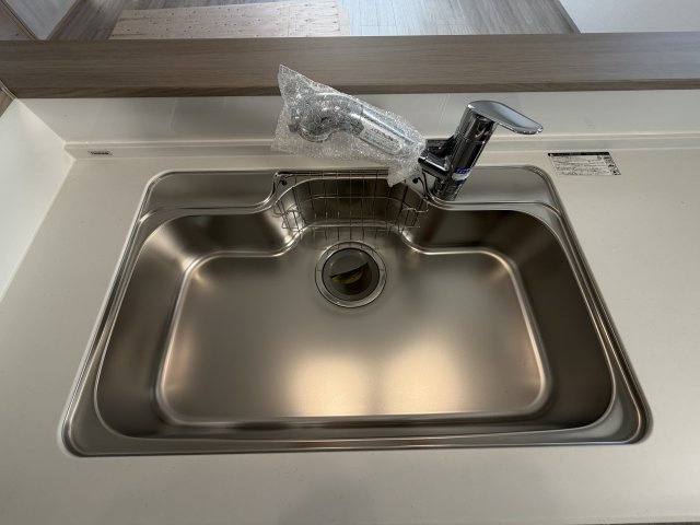 浦添市牧港1丁目（全2棟）B号棟のキッチン|B号棟　浄水器付き♪