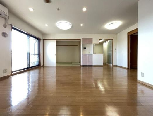 【中古マンション】サニーコート鶴ヶ島の居間・リビング