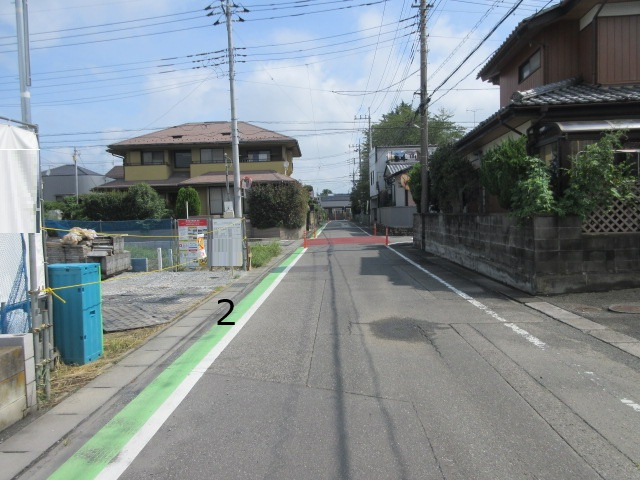 【仲介手数料無料】新築戸建　熊谷市別府2-212-1（全2棟）の前面道路含む現地写真