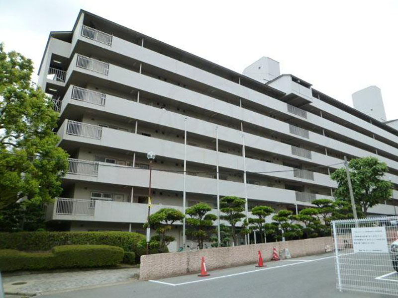 千里ヶ丘マンションA棟