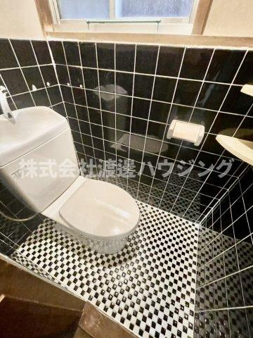 大庄西町4丁目貸家のトイレ