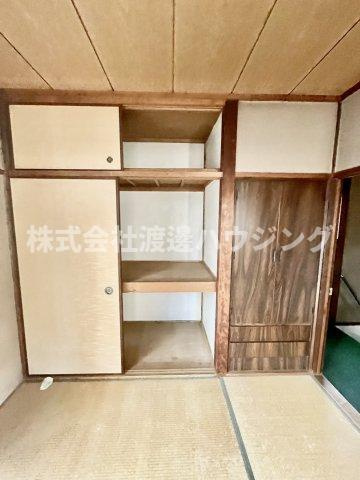 大庄西町4丁目貸家の収納
