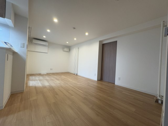 【居間・リビング】エフュート南円山