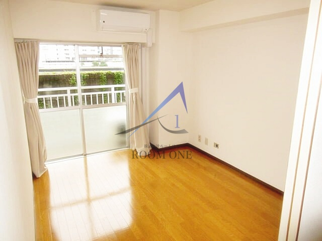 パシフィック浜町の居間・リビング|洋室のお部屋です。