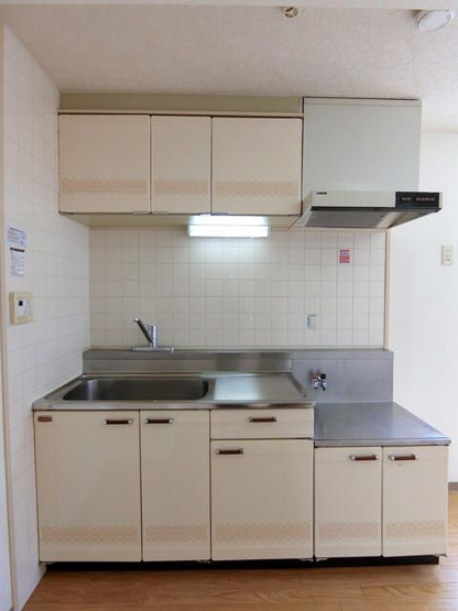 【キッチン】 | 旭泉マンション | お料理しやすいキッチンです