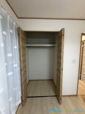 伊勢原市小稲葉　中古戸建の収納