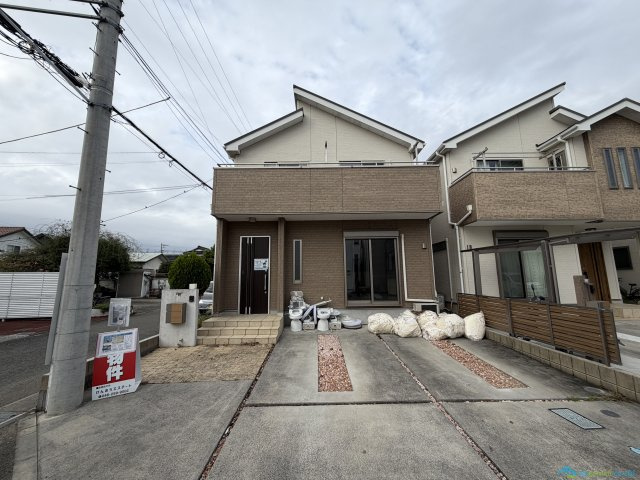 伊勢原市小稲葉　中古戸建