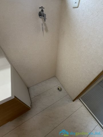 伊勢原市小稲葉　中古戸建のランドリースペース