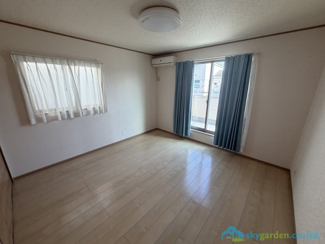 伊勢原市小稲葉　中古戸建の子供部屋