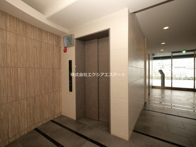 ラシュレエグゼ天王寺のロビー