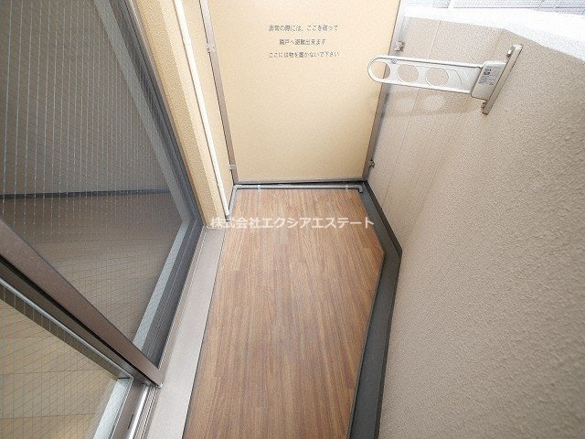 ラシュレエグゼ天王寺のバルコニー
