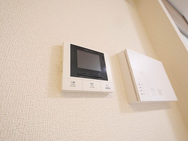 アクアポルタのセキュリティ|モニター付きインターホンです