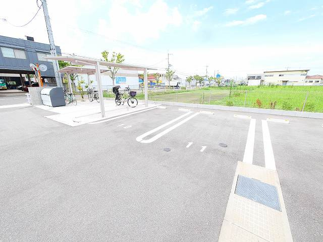 アクアポルタの駐車場|駐車場に車を止められます