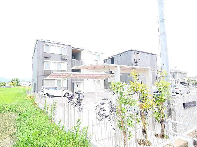 アクアポルタの外観