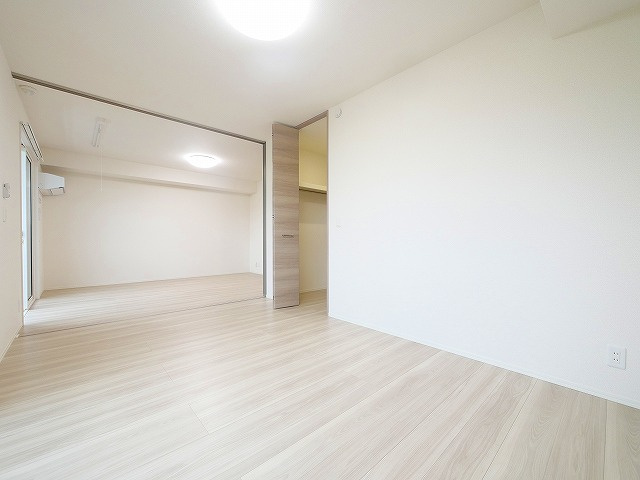 アクアポルタの寝室|落ち着いて過ごせるお部屋なので、寝室にいかがでしょうか