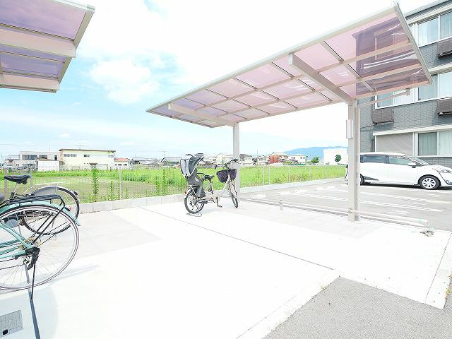 アクアポルタのその他共用部分|屋根付き駐輪場