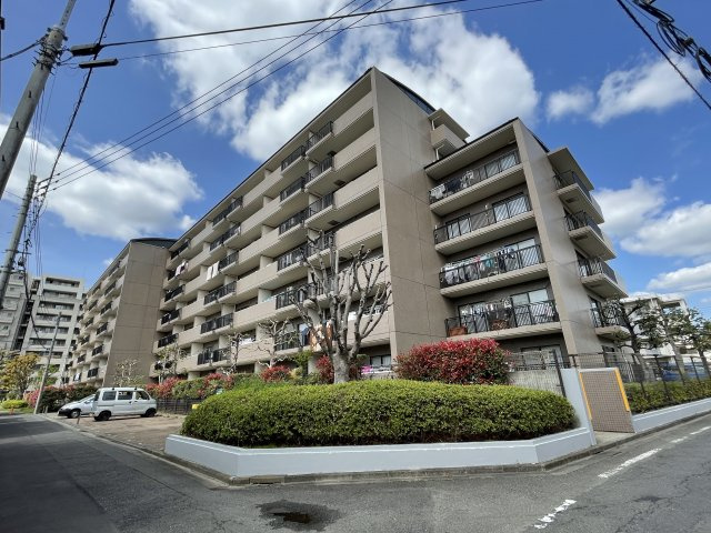 府中市天神町１丁目の賃貸マンションの外観