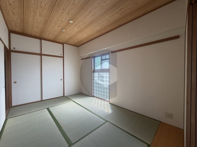 パルテール中小阪の和室