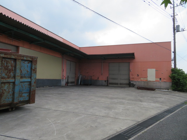 さいたま市緑区大字寺山の倉庫