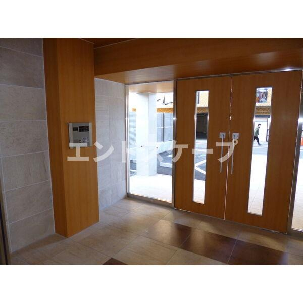 アーバンポイント高崎のエントランス|高崎、前橋のお部屋探しはエンドスケープまで！お客様の理想お聞かせ下さい♪