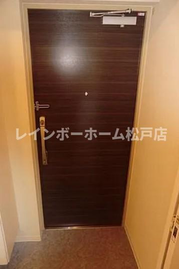 シュヴァルブラン白馬の玄関|明るい玄関です