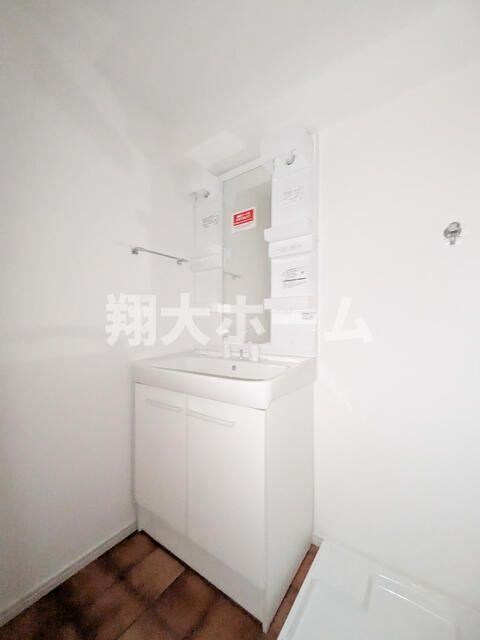 クイーンパレス浅伊の洗面所