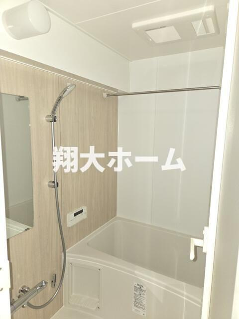 三栄ハイツの浴室