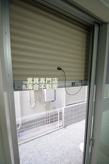 【設備】 | フルセイル相模原 | シャッター付き