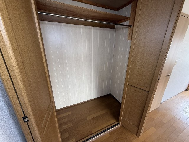 中曽司町戸建の収納