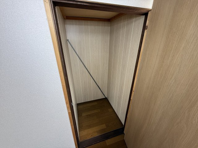 中曽司町戸建の収納
