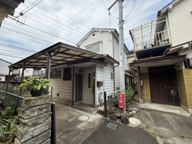 中曽司町戸建