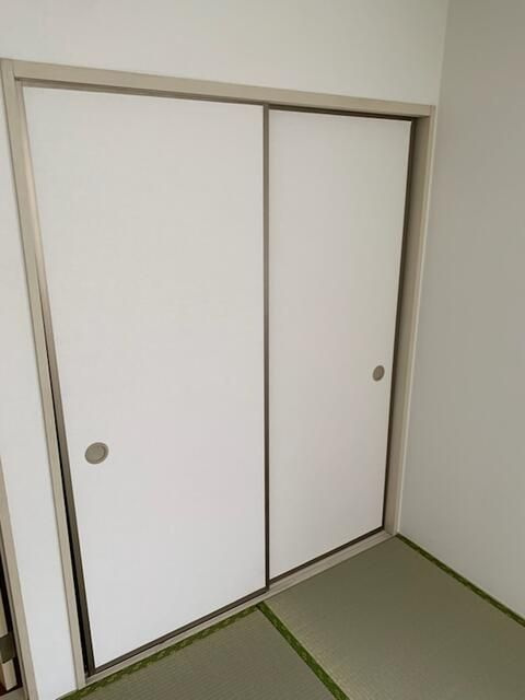松戸市新松戸３丁目のアパートの収納