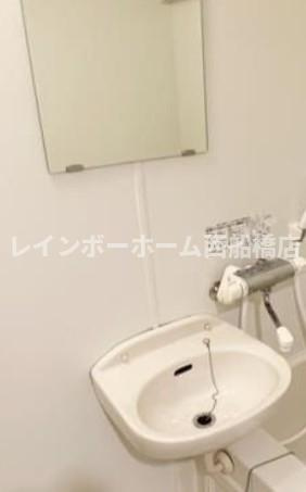 アトランティス津田沼Ⅰの洗面所