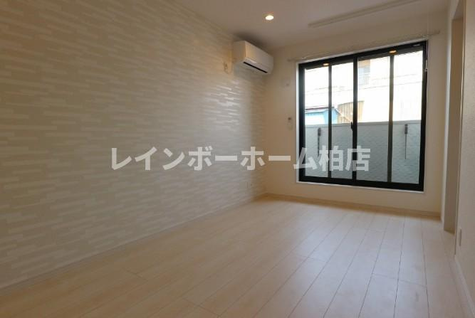 特典：仲介手数料が無料です!!の居間・リビング|ゆったりとした居間です