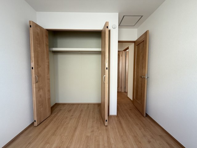 浦添市牧港1丁目（全2棟）A号棟の洋室|A号棟　洋室4.5帖＋CL付き♪