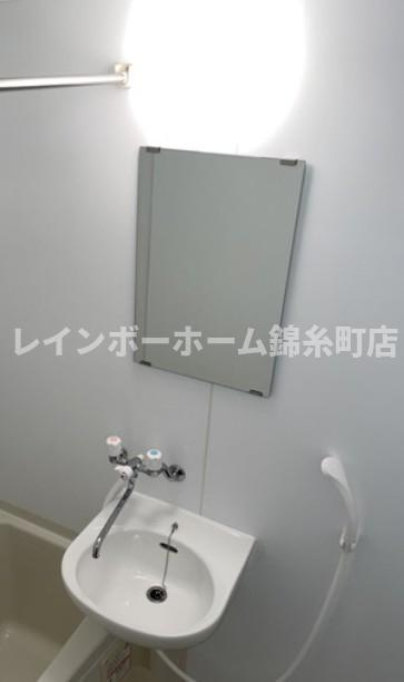 ルミナス京島の洗面所