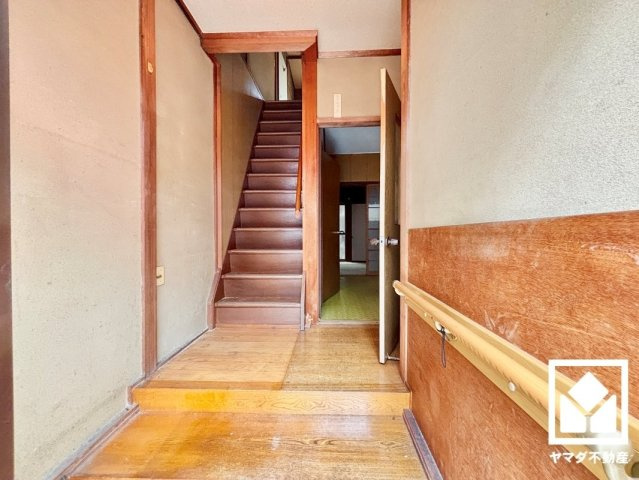 南区東九条南石田町の玄関