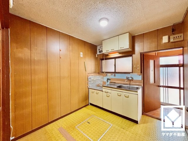 南区東九条南石田町のキッチン
