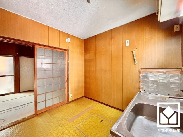 南区東九条南石田町の居間・リビング