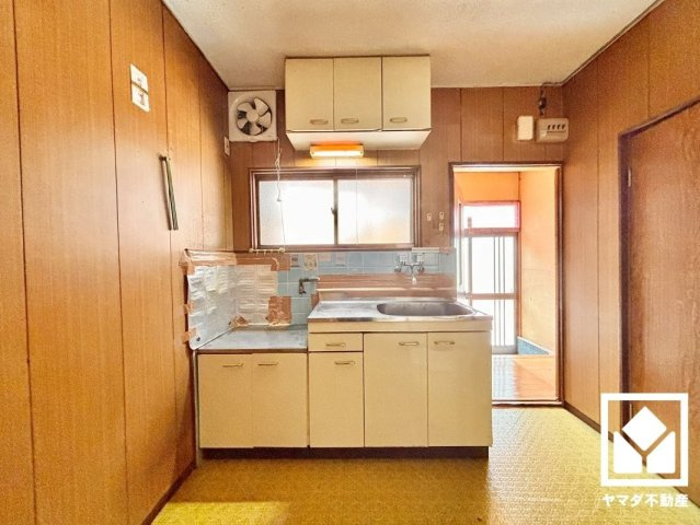 南区東九条南石田町のキッチン