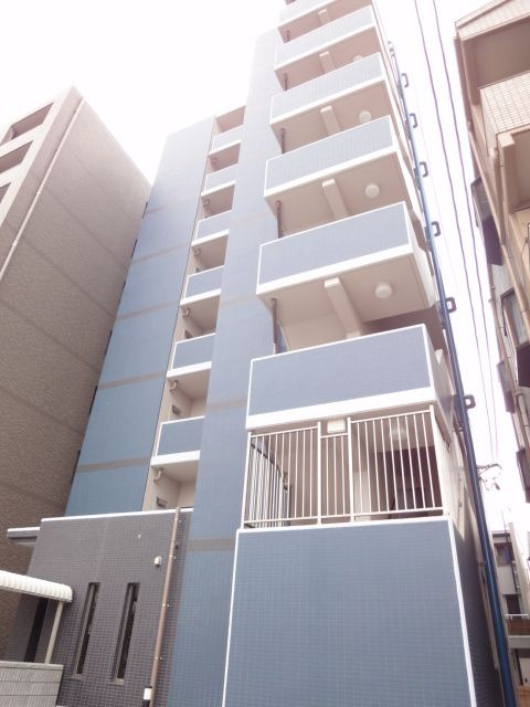 アスティオンの外観
