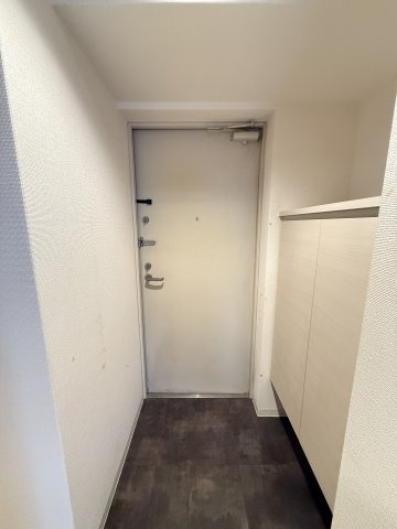 ARISTO扇町の玄関