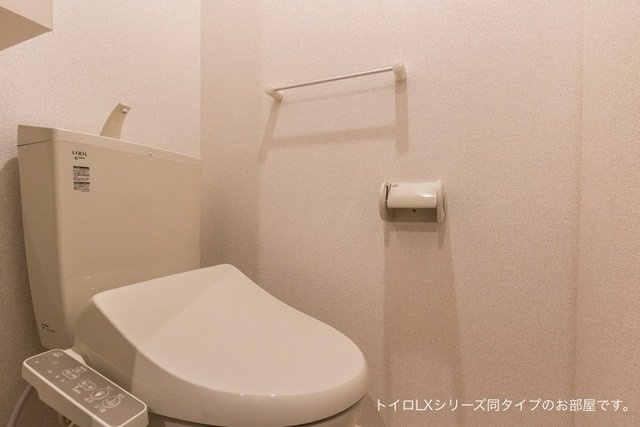 【トイレ】 | モスアゲート | 清潔感のあるトイレです